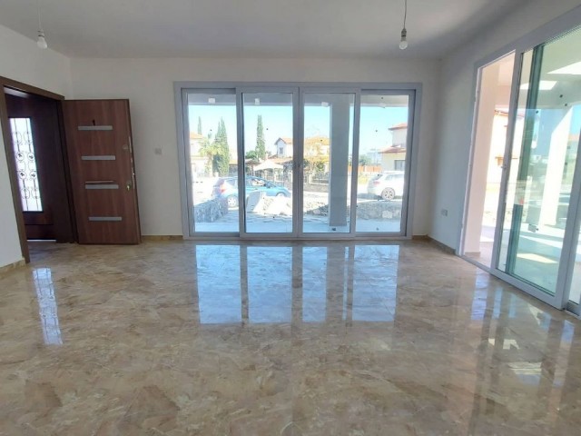 2 bedroom garden floor apartment for sale in Alsancak