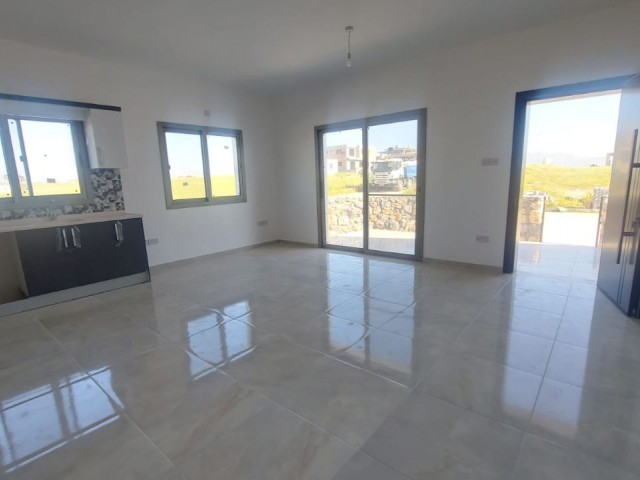 2+1 detached apartments for sale in Alaykoy