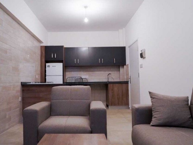 LUXURY FULL ESYALI 2+1 APARTMENT IN A CENTRAL LOCATION WITHIN WALKING DISTANCE OF EMU ** 