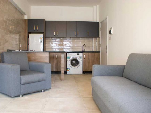 LUXURY FULL ESYALI 2+1 APARTMENT IN A CENTRAL LOCATION WITHIN WALKING DISTANCE OF EMU ** 