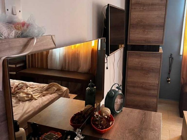 ÇANAKKALE BÖLGESINDE FULL EŞYALI AİLE APARTMANI 3+1 DAİRE