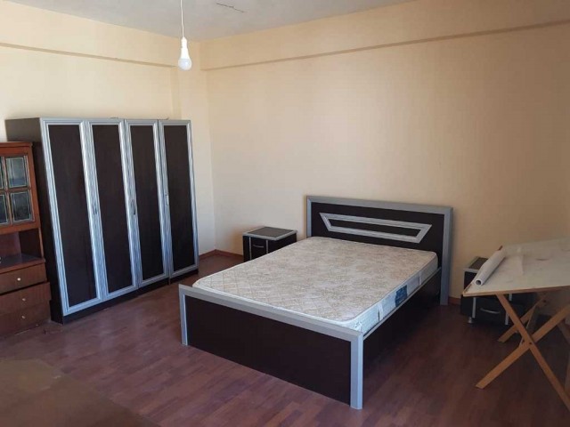 SPACIOUS 2 + 1 APARTMENT WITH FULL FURNITURE, CLOSE TO EMU, WITH PAYMENT FOR 6 MONTHS ** 