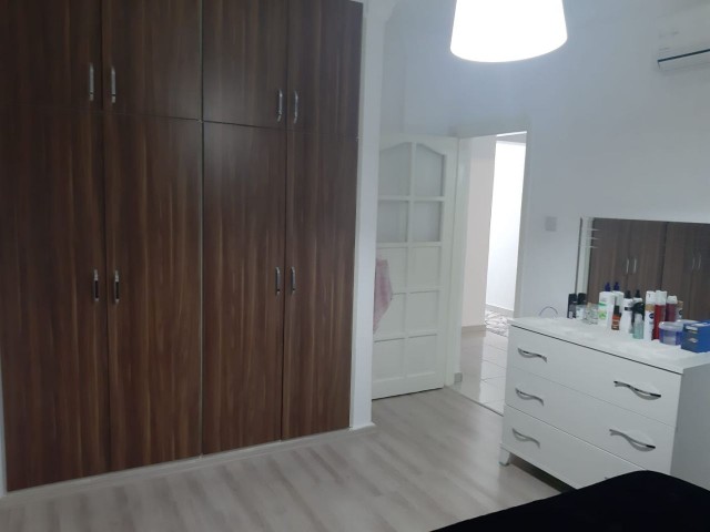 3+1 Wohnung zum Verkauf in Famagusta Dumlupinar BODENBELAG