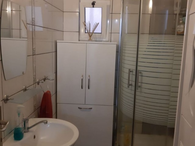 3+1 Wohnung zum Verkauf in Famagusta Dumlupinar BODENBELAG