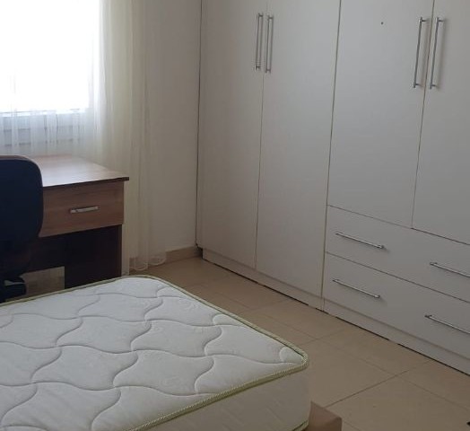 MAĞUSA KARAKOL BÖLGESİNDE 3+1 UGUN FİYATA  kiralık  DAİRE