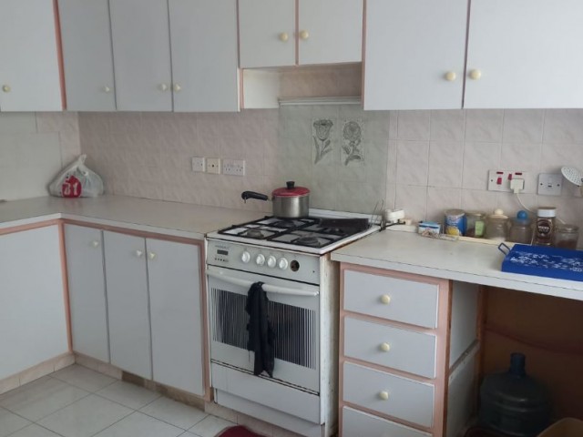 MAĞUSA KARAKOL BÖLGESİNDE 3+1 ACİL SATILIK DAİRE