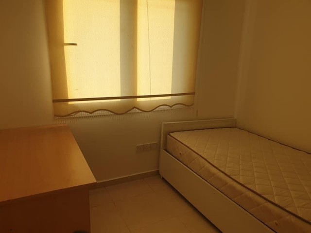 2+1 furnished flat for rent in Famagusta Çanakkale Mahallesi city center, walking distance to EMU