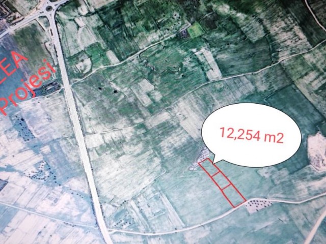 LAND SUITABLE FOR ROADSIDE VILLAS AND FARM ESTABLISHMENT NEIGHBORING LARGE PROJECTS