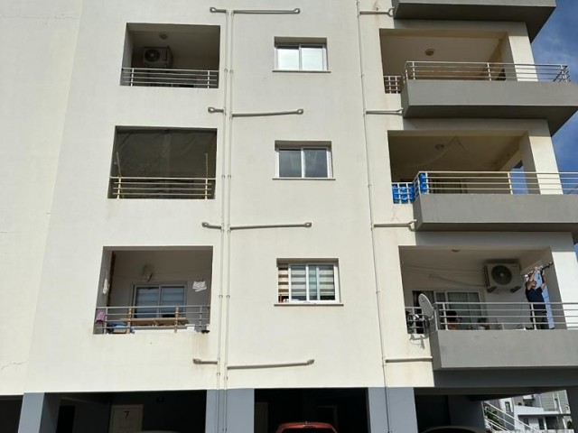 آپارتمان 3+1 برای فروش در YENİBOĞAZİÇİ