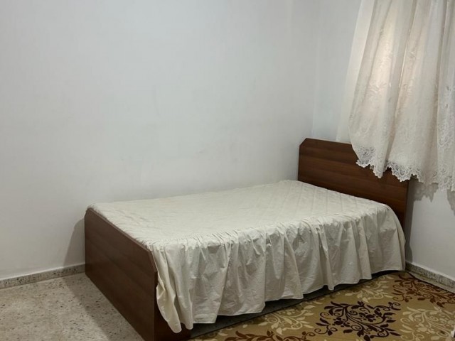 Furnished 3+1 flat for rent in Famagusta Sakarya neighborhood, within walking distance of EMU and Ada Kent University