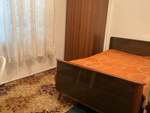 Furnished 3+1 flat for rent in Famagusta Sakarya neighborhood, within walking distance of EMU and Ada Kent University