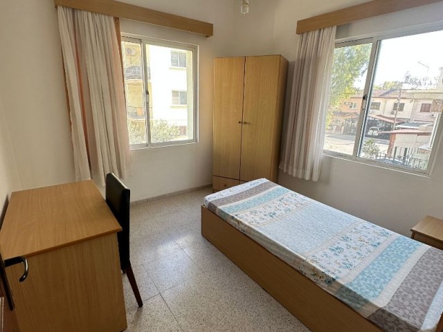 Furnished 2+1 flat for rent in Famagusta Sakarya neighborhood, within walking distance of EMU and Ada Kent University