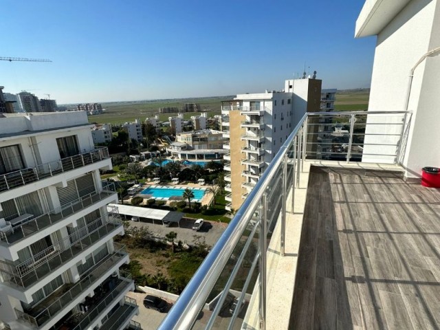 3+1 Luxus-Penthouse zur Miete in Pier Long Beach