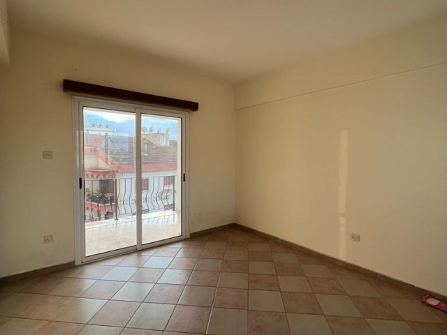 3+1 Unfurnished flat for rent in Famagusta Dumlupınar Region