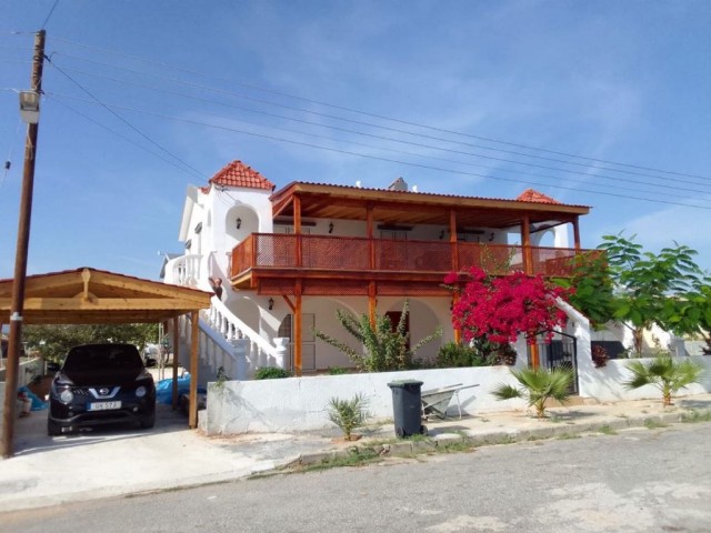 Villa mit Meerblick zum Verkauf in Iskele Bosporus