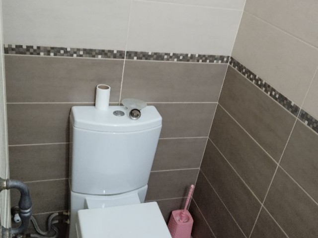 Gazimağusa Sakarya mahallesi Alasya Park ta  DAÜ  ye yürüme mesafesinde  eşyalı 3+1 kiralık daire