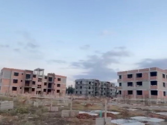 2+1 Wohnung zum Verkauf in Çanakkale 50 % Anzahlung, 50 % nach 6 Monaten (bei schlüsselfertiger Lieferung) in der Region Famagusta Çanakkale