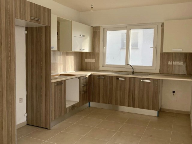 NEW DELUXE 2+1 FLAT FOR SALE IN KYRENIA, 5 MINUTES WALKING TO THE ANCIENT PORT!!!