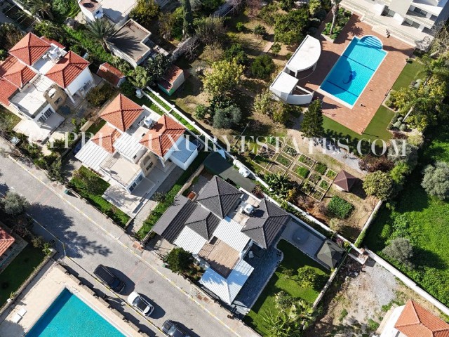 3+1 LUXURY VILLA BEHIND KARAKUM ISBANK!