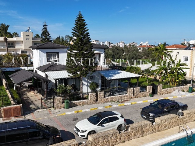 3+1 LUXURY VILLA BEHIND KARAKUM ISBANK!