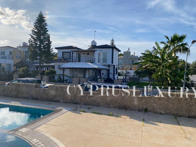 3+1 LUXURY VILLA BEHIND KARAKUM ISBANK!