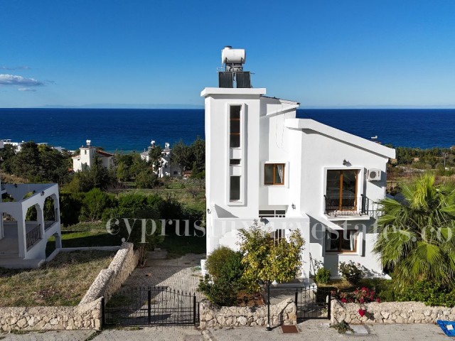 3+1 DELUXE VILLA AT THE ENTRANCE OF CYPRUS ESENTEPE! FOR SALE!