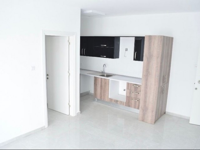 LEFKOŞA MERKEZDE SATILIK 2+1  DAİRE