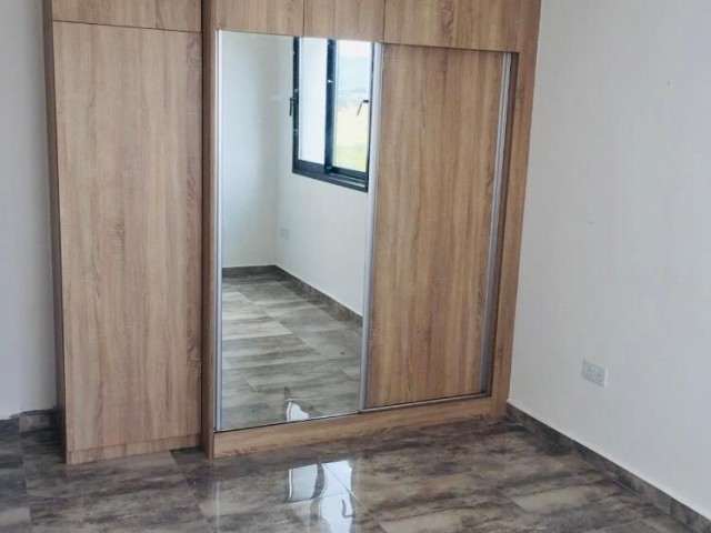 LEFKOŞA MERKEZDE KOÇAN TESLİM BARBEKÜLÜ TÜRK KOÇANLI 2+1 YENİ DAİRE 