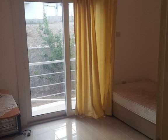 Flat To Rent in Dikmen, Kyrenia