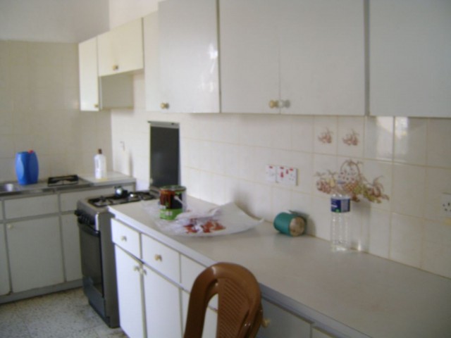 Flat To Rent in Ortaköy, Nicosia