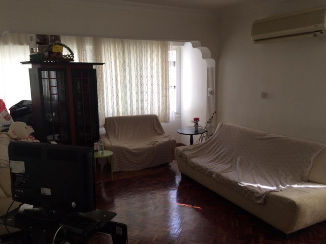 Flat To Rent in Köşklüçiftlik, Nicosia