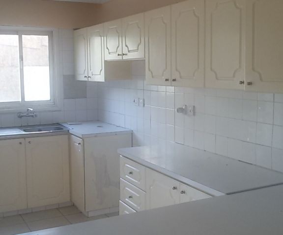 Flat To Rent in Köşklüçiftlik, Nicosia