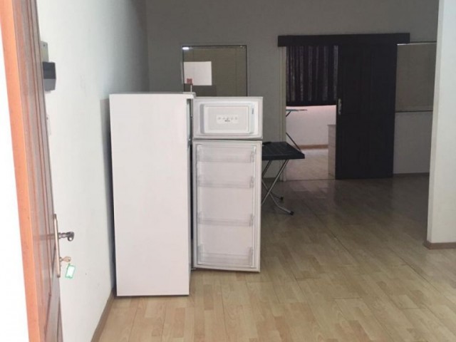 YENİKENTTE CADDE ÜZERİ FULL EŞYALI 1+1 DAİRE