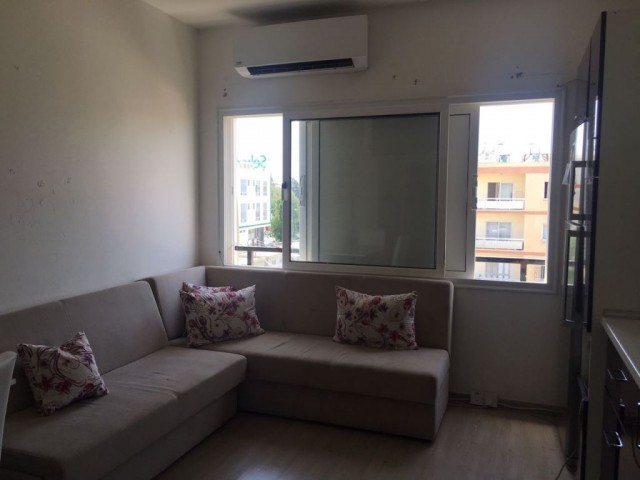 Flat To Rent in Küçük Kaymaklı, Nicosia