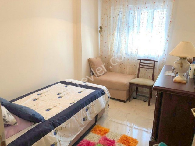 SPACIOUS APARTMENT ON THE GROUND FLOOR NEXT TO A LARGE PANTRY IN MITREELI ** 