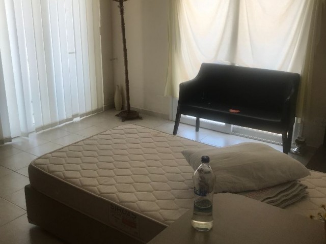 Flat To Rent in Ortaköy, Nicosia