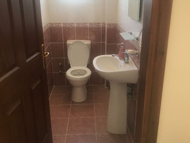 Flat To Rent in Ortaköy, Nicosia