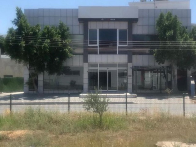 650 M2 WAREHOUSE + OFFICES IN ALAYKOY INDUSTRY ** 