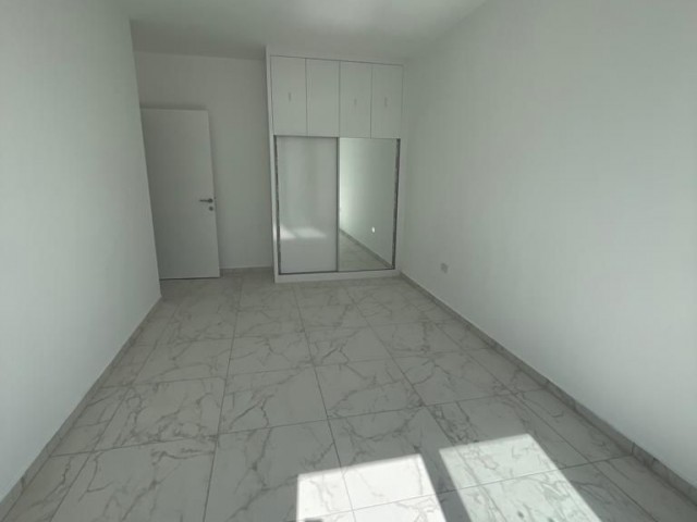 GÖNYELİ MERKEZDE 2 KATLI APARTMANIN 2. KATLARI(2+1)