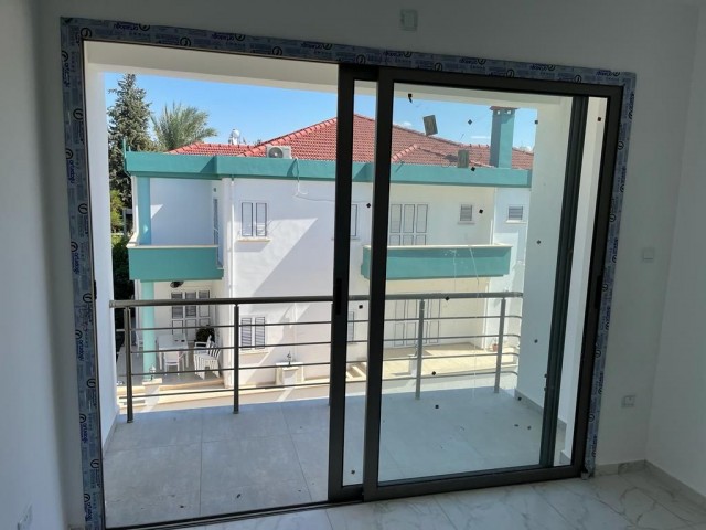 GÖNYELİ MERKEZDE 2 KATLI APARTMANIN 2. KATLARI(2+1)