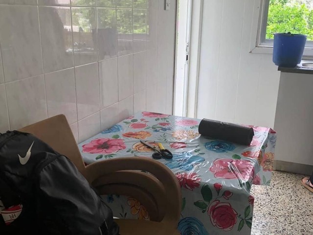 ZENTRAL GELEGENE 3+1 WOHNUNG IN GÖNYELI