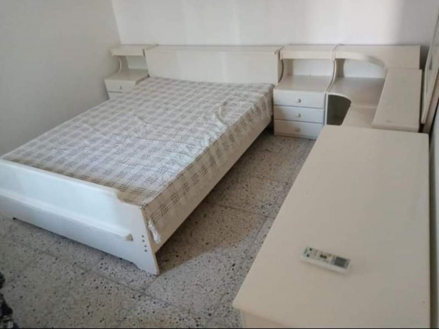 3+1 BARGAIN APARTMENT NEXT TO THE HOSPITAL IN ORTAKOY