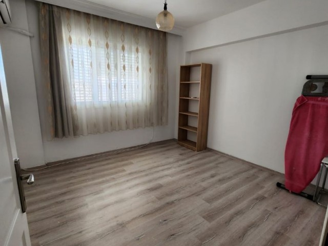 VERY SPACIOUS AND FULLY RENOVATED 3+2 APARTMENT IN LEFKOŞA BEACH