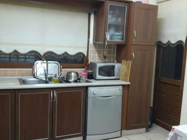 3+1 VERY SPACIOUS AND RENOVATED APARTMENT ON GÖNYELİ BOĞAZ YOLU