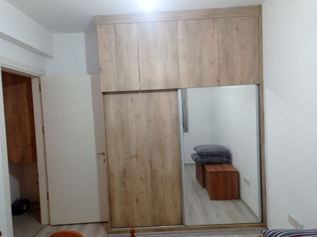 2+1 GROUND FLOOR VERY CLEAN AND SPACIOUS FLAT IN Değirmenlik