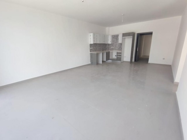 PENTHOUSE AND 2+1 FLATS IN A CENTRAL LOCATION IN KIZILBAŞ