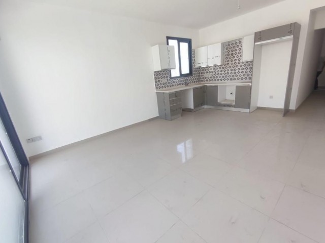 PENTHOUSE AND 2+1 FLATS IN A CENTRAL LOCATION IN KIZILBAŞ