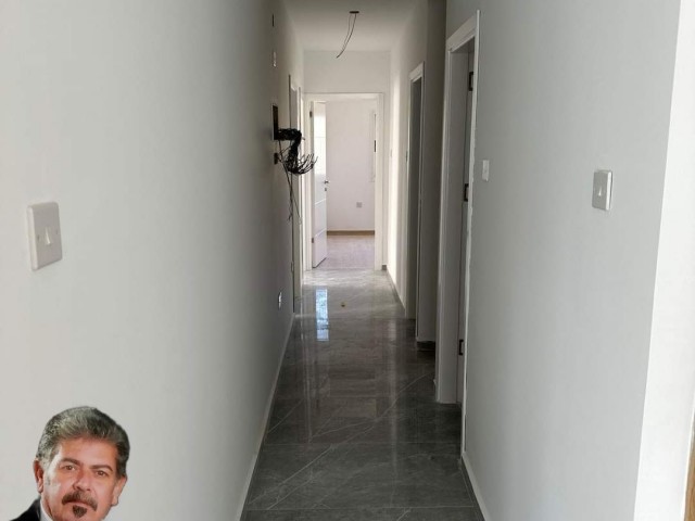 آپارتمان جدید 3+1 بزرگ با عناوین عنوان در HAMİTKÖY (بدون مالیات بر ارزش افزوده و ترانسفورماتور)
