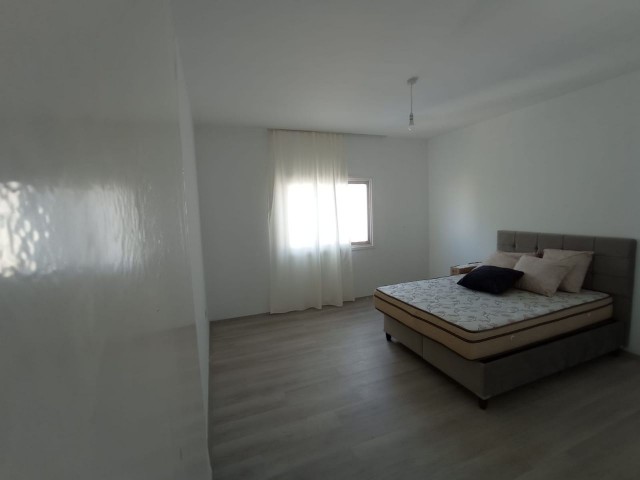 2+1 FULLY RESET, VERY SPACIOUS MEDIUM FLOOR APARTMENT CLOSE TO THE MAIN STREET IN YENİKENT