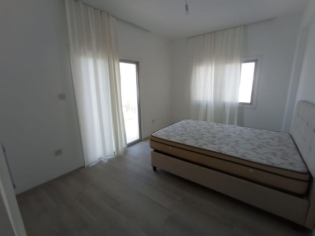 2+1 FULLY RESET, VERY SPACIOUS MEDIUM FLOOR APARTMENT CLOSE TO THE MAIN STREET IN YENİKENT